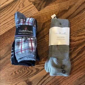 Cuddl Duds Super Soft Crew Socks - Gray and Red